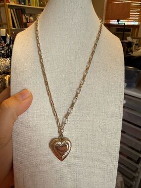 J. Crew Gold-Tone Ribbed Heart Pendant Necklace